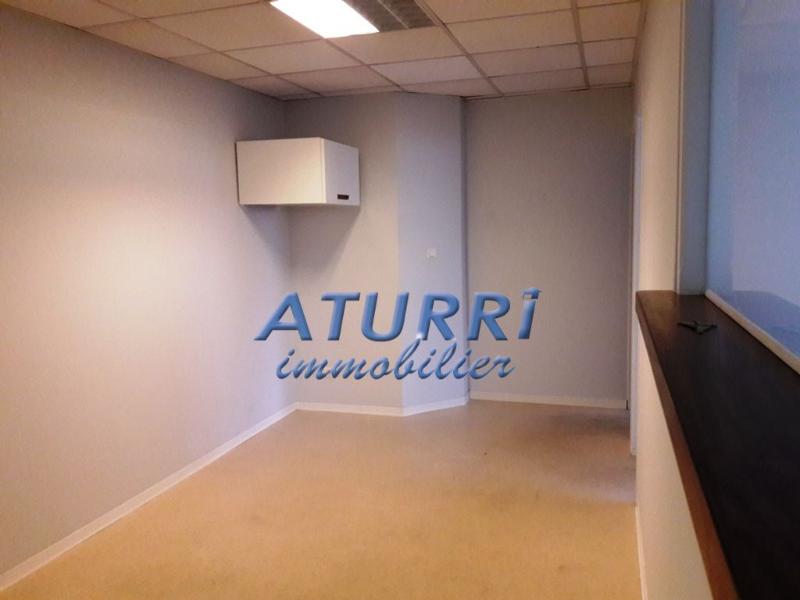 location local professionnel à BAYONNE - 927 C.C. / mois