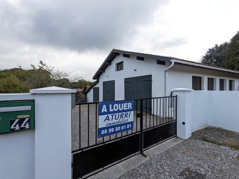 location local professionnel à BAYONNE - 518 C.C. / mois