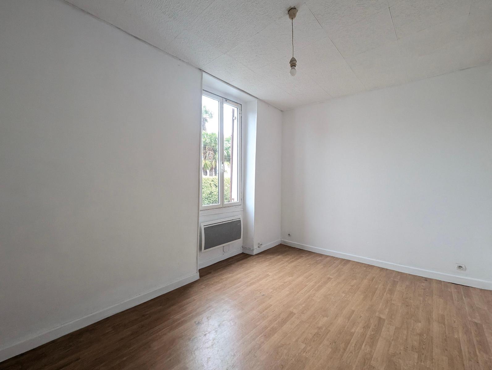 location appartement à BAYONNE - 590 C.C. / mois