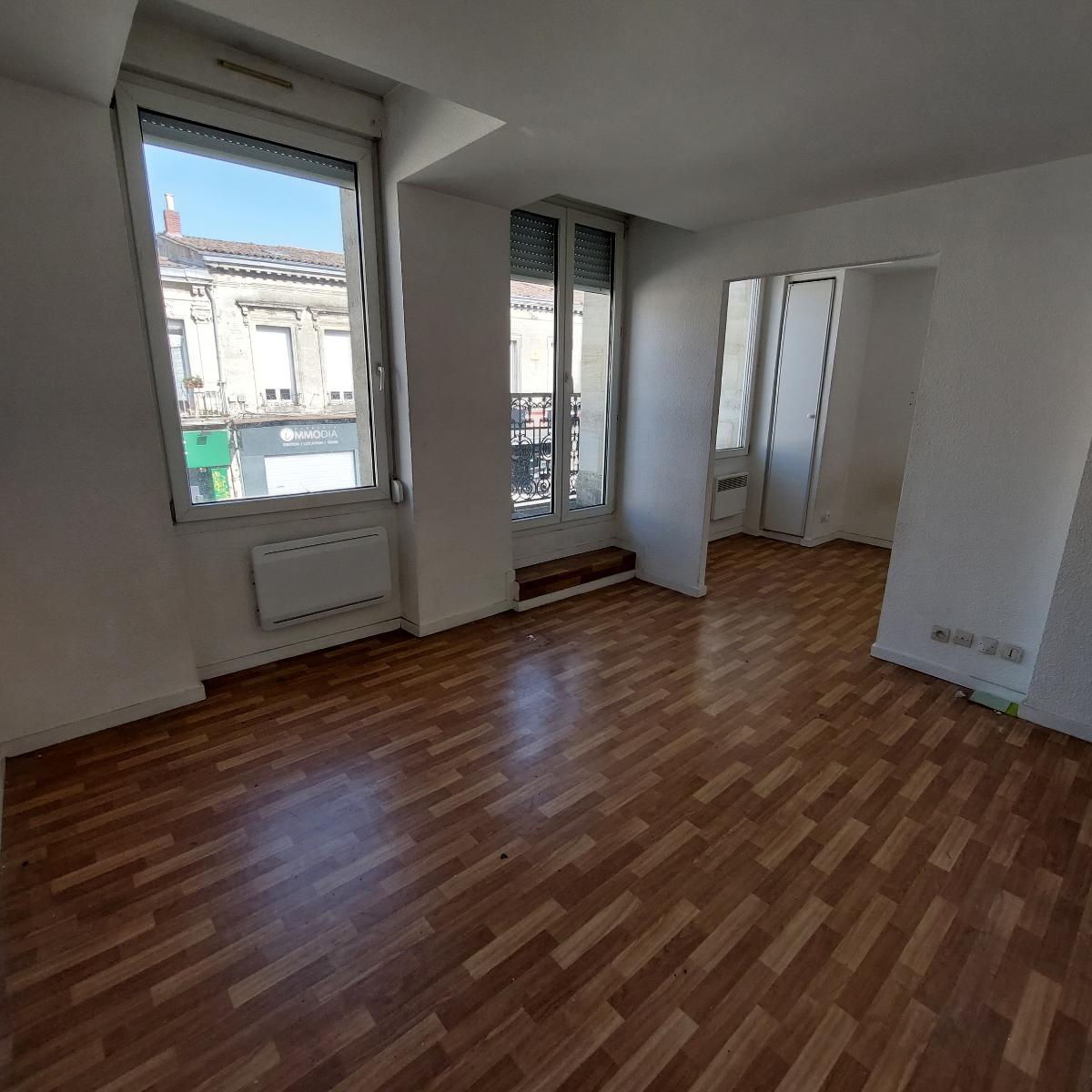 location appartement à BORDEAUX - 573 C.C. / mois
